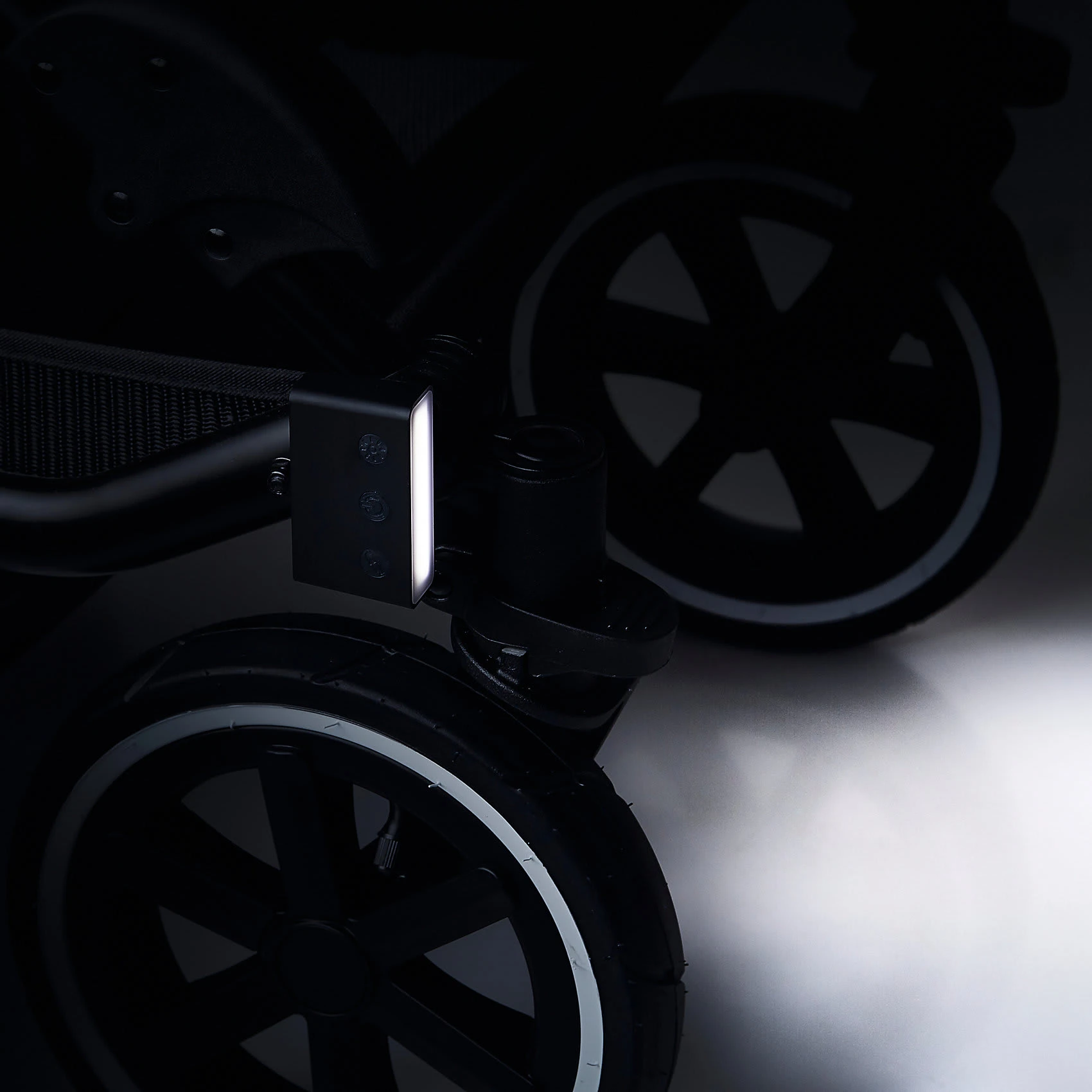 ABC Design Licht Für Kinderwagen, Schwarz 6 ABC Design Licht Für Kinderwagen, Schwarz – Bild 6