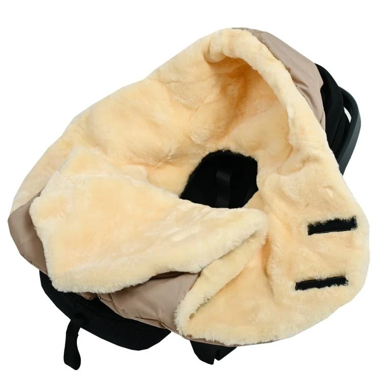 Altabebe Lammfell Umschlagdecke In Beige - 0-9 Monate 4 Altabebe Lammfell Umschlagdecke In Beige - 0-9 Monate – Bild 4