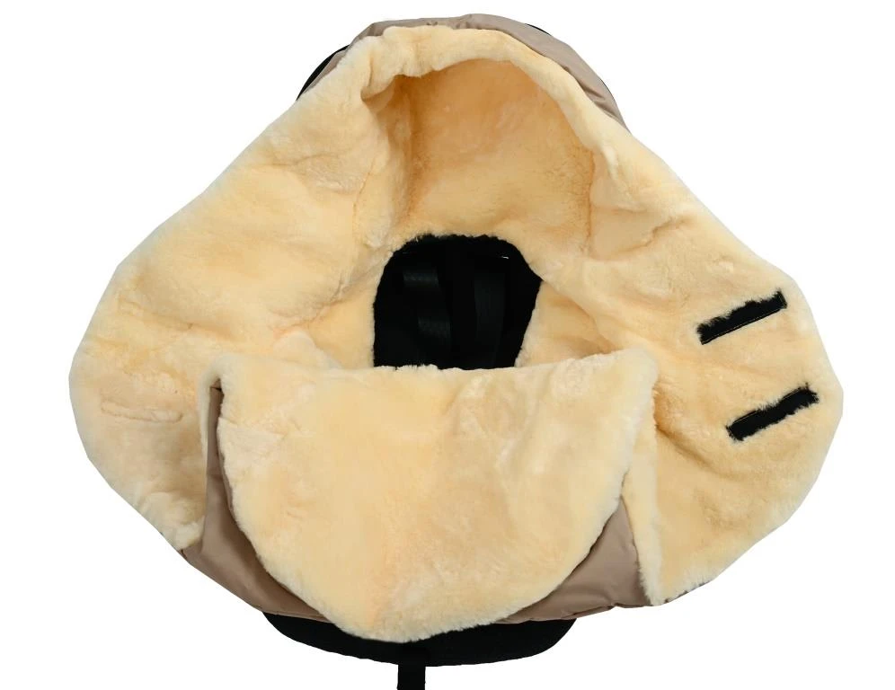Altabebe Lammfell Umschlagdecke In Beige - 0-9 Monate 5 Altabebe Lammfell Umschlagdecke In Beige - 0-9 Monate – Bild 5