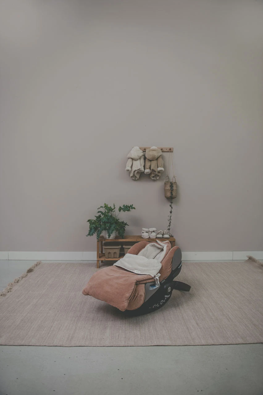 Koeka Fußsack 0+ 3/5 Punkte Plüsch Oddi In Leicht Braun – Bild 3