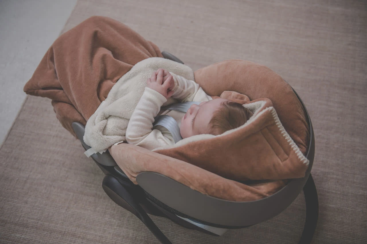 Koeka Fußsack 0+ 3/5 Punkte Plüsch Oddi In Leicht Braun – Bild 6